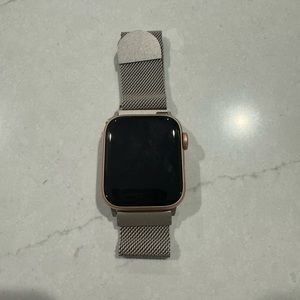 Apple Watch Series 6